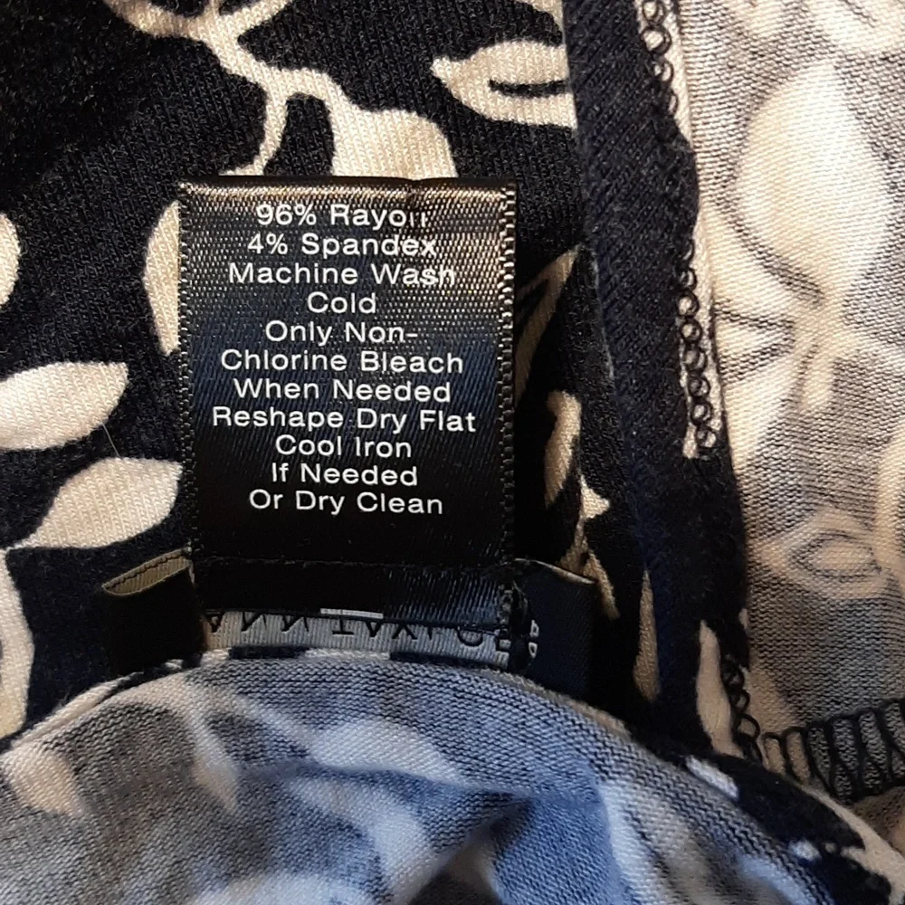 Ann Taylor Xl Floral Print Top - Picture 4 of 4